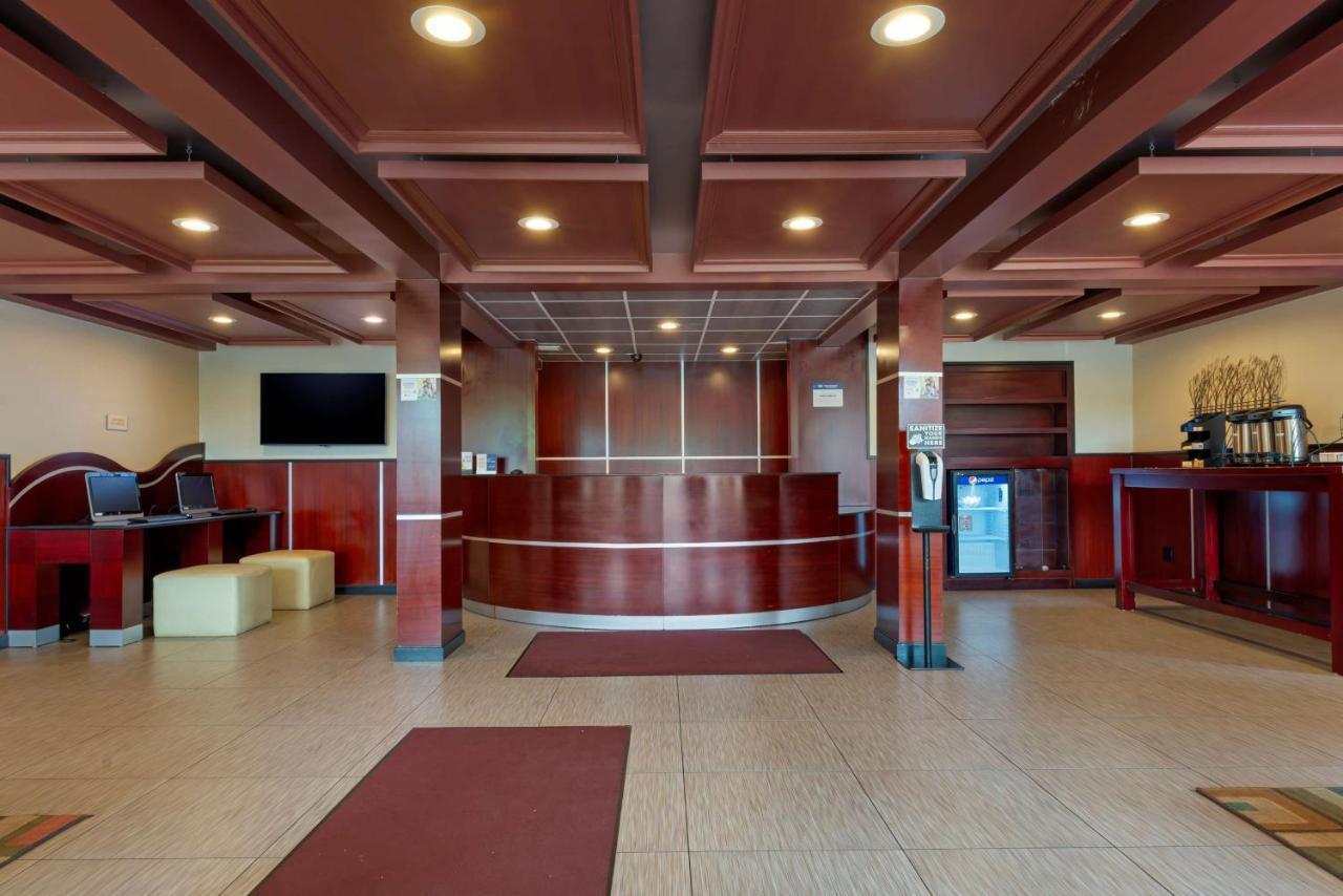 Best Western Plus Poconos Tannersville Buitenkant foto