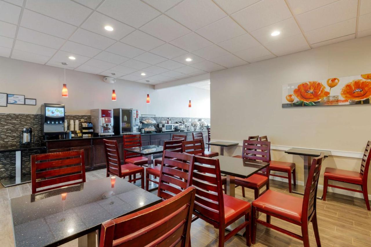 Best Western Plus Poconos Tannersville Buitenkant foto